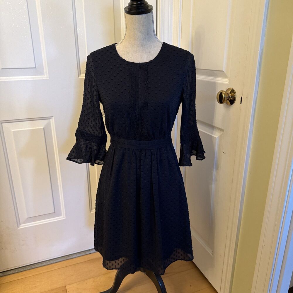 BELL SLEEVES Banana Republic Navy Blue Longsleeved Dress Women’s Size 0 Petite